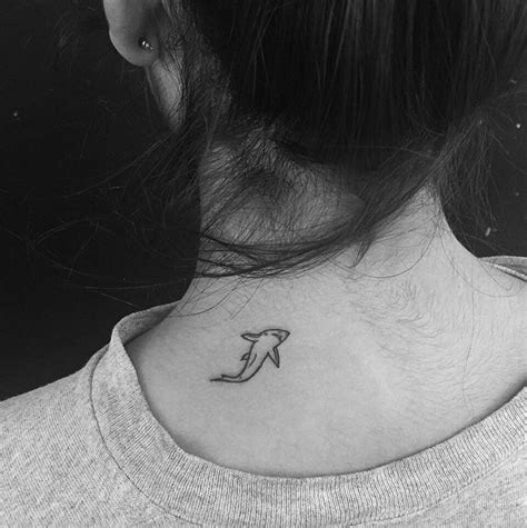 46 tiny tattoo ideas even the most needle shy can t resist neck tattoos women neck tattoo