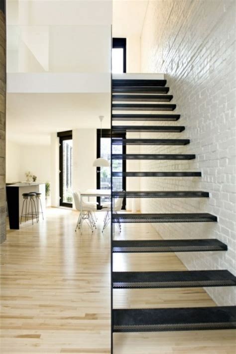 A Modern Staircase Can Completely Transform Your Home Interior Design