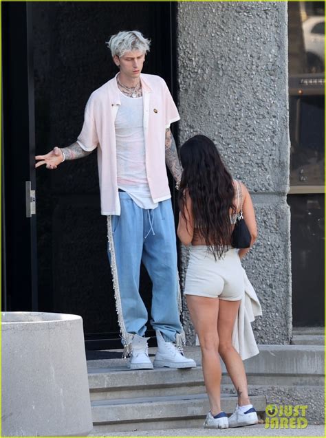Full Sized Photo Of Megan Fox Kisses Mgk After Getting Pulled Over 15