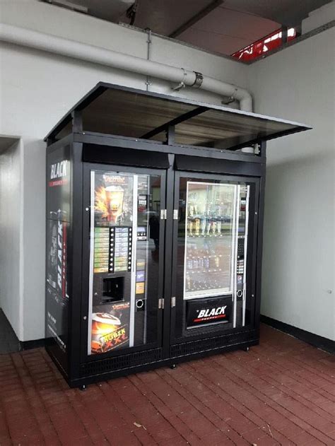 Vending Enclosure Vending Machine Design Small House Movement