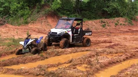Four Wheelers In Mud Four Wheelers For Mudding Monster Trucks
