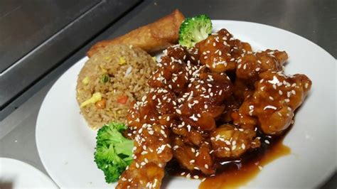 China valley chinese restaurant is a restaurant located in el paso, texas at 4525 sun valley drive. Peking Garden - Order Food Online - 10 Photos & 17 Reviews ...