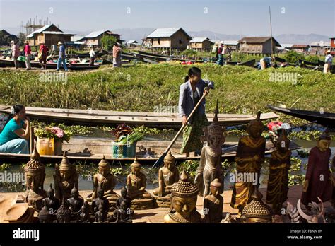 Floating Market And Boat Souvenir Seller In Inle Lakeywama Village On
