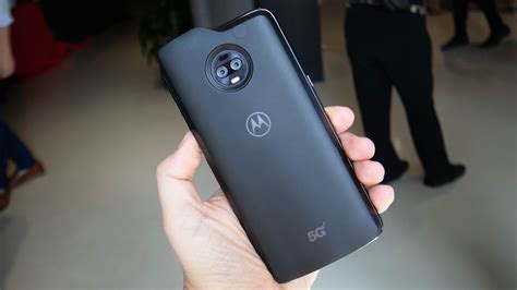 Moto Z3 Is Officially The First 5g Phone In The World Beating Samsung