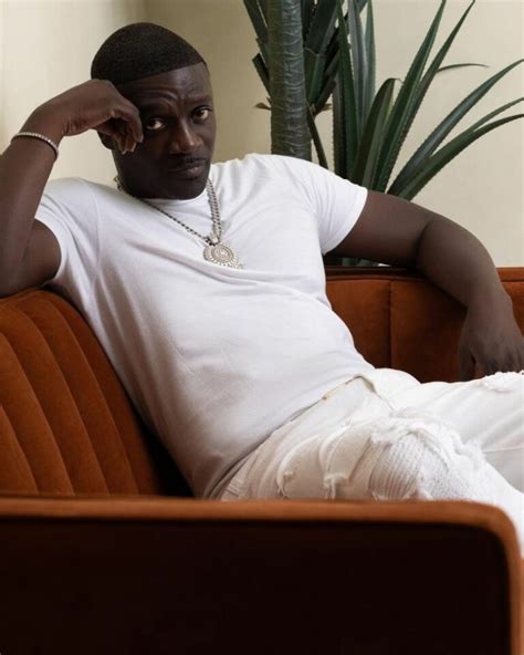 Akon Measurements Bio Age Weight And Height