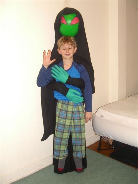 Cool Homemade Halloween Costumes How To Make An Alien Abduction