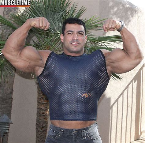 Muscle Lover Tarek Elsetouhi 2010