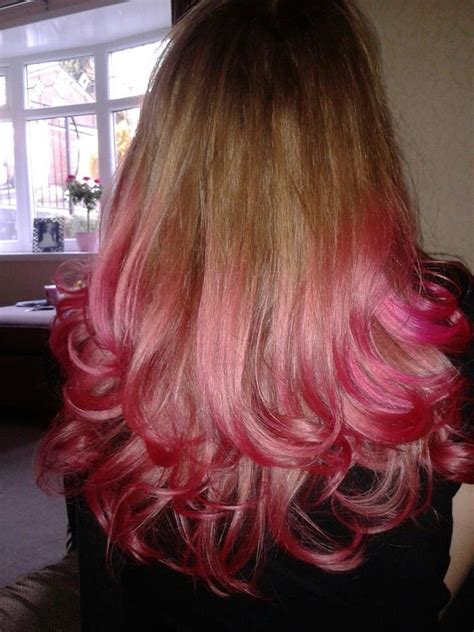 Pink Dip Dyed Hair Curled Beautiful Hair Dip Dye Hair Long Hair Styles
