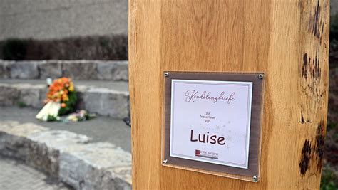 Luise (12) erstochen - Freudenberg verabschiedet sich von getötetem