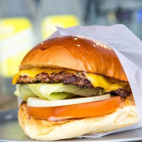 The California Classic Burger California Burger Best Burgers On Chaps