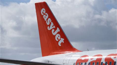 Couple Have Sex On Easyjet Flight To Manchester In Front Of Passengers Youtube