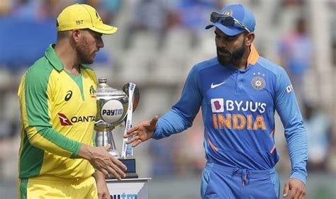 India Vs Australia 2020 Live Cricket Score 1st Odi Sydney Cricket