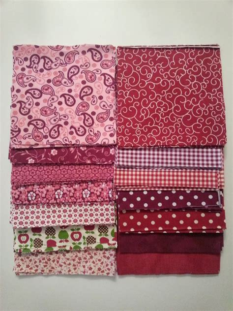 Selbst die großen designer präsentieren attraktive produkte rund um patchwork. Frauenmasche: Patchworkdecke