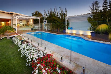 Landscaping Designs And Ideas Around Your Swimming Pool
