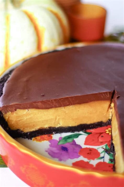 The Best Chocolate No Bake Peanut Butter Pie Recipe Cleverly Simple