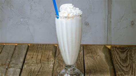 the best vanilla milkshake recipe in the world