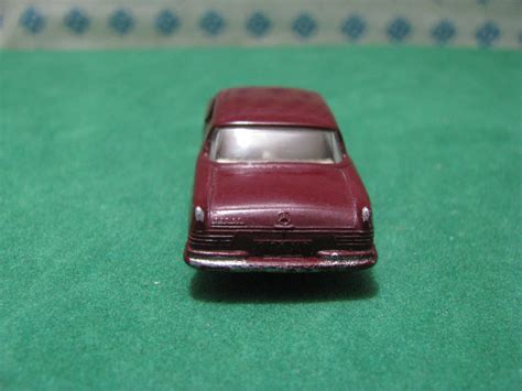 Mercedes Benz 220 Se Coupè Vintage Matchbox Regular Wheels Lesney