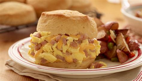 Ham Egg And Cheese Breakfast Biscuit Recipe Smithfield Foodservice