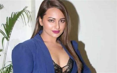 Actress Sonakshi Sinha Gets Relief From High Court Stay On Warrant