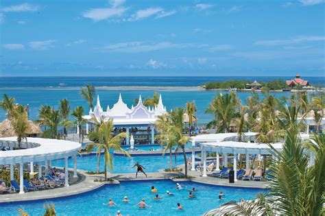 The Riu Resort Offers A Wide Range Of Services To Its Guests On The