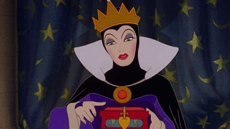 The Design Evolution Of Snow White S Evil Queen The Disney Classics