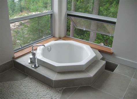 Japanese Style Soaking Tub Give Asian Accent To Your Bathroom Homesfeed