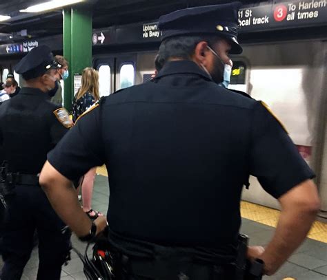 Nypd Adds 250 Police Officers To Subway System As Mta Resumes 24 Hour