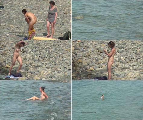 Private Shooting Nude Beaches Around The World Page 32