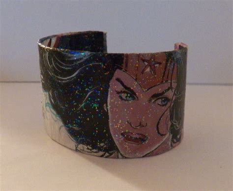 5 Comic Book Crafts You Could Probably Make For Holiday Ts