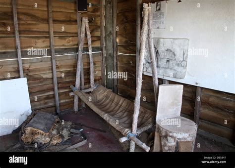 Pioneer Hut Stock Photos And Pioneer Hut Stock Images Alamy