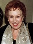 All in the Family actress Jean Stapleton dies - BBC News