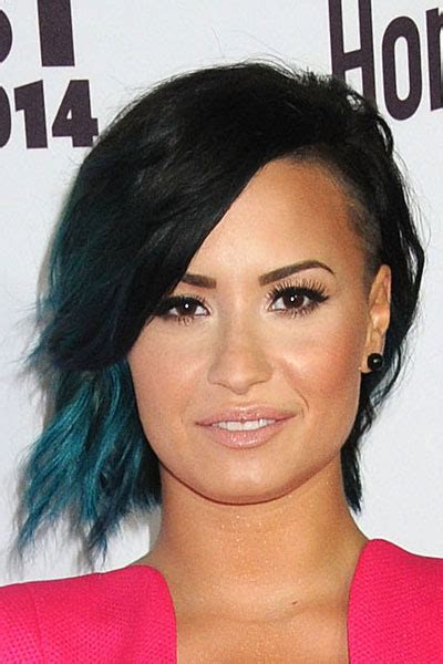 Demi Lovato Dip Dyed Hair
