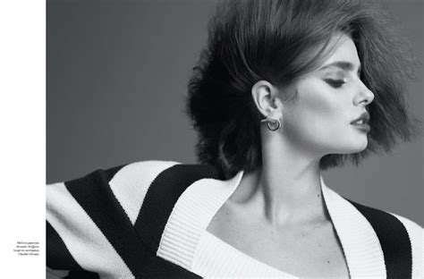 Últimas Tendencias Taylor Hill Aparece En Las Páginas De Vogue Grecia