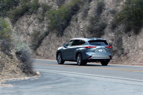 Meet Roadshows Long Term 2020 Toyota Highlander Hybrid Cnet