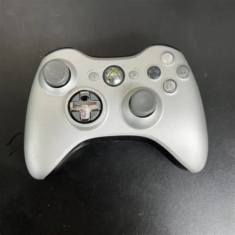 Official Microsoft Xbox 360 Wireless Controller Special Edition Silver