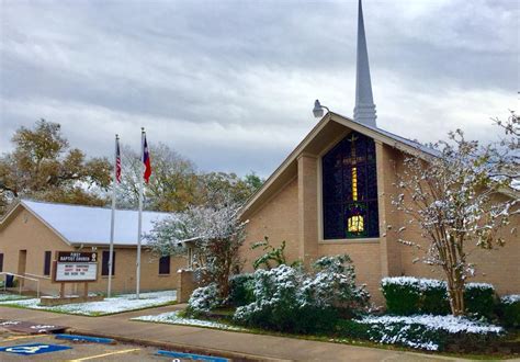 A Little Snow To First Baptist Church Somerville Tx