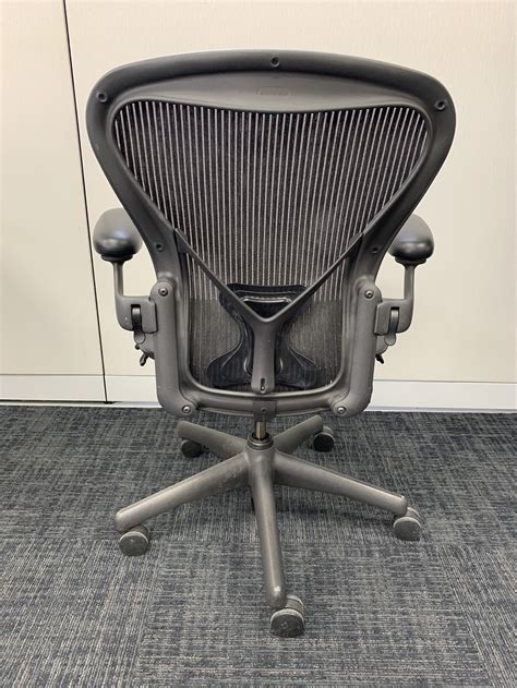 This item is in the category business & industrial\office\office furniture\chairs & stools. Herman Miller Aeron Size B in Graphite Fully Loaded