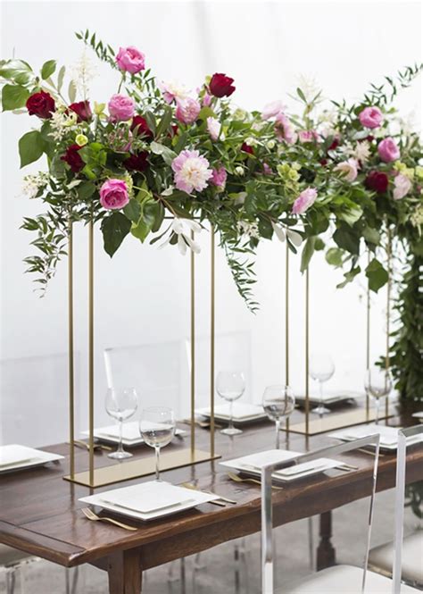 Simple Wedding Flowers Wedding Flower Arrangements Wedding Table