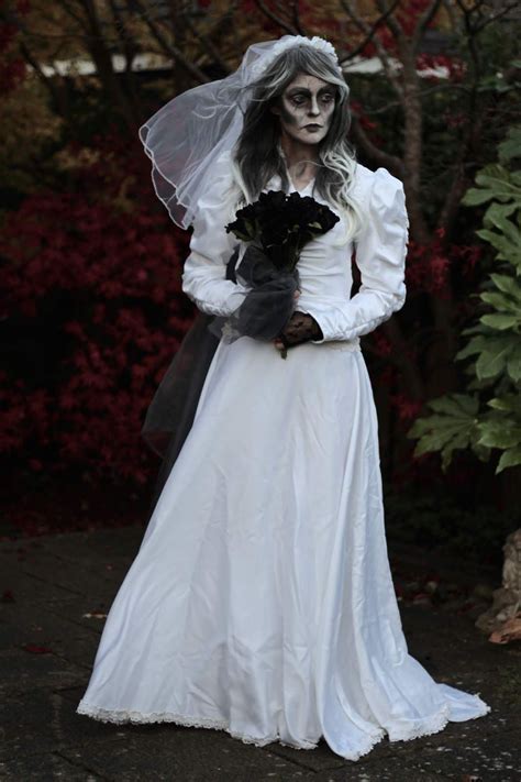 wedding dress halloween costume