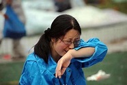 镜头下：2008年汶川地震感人画面，每一张都看哭网友！|汶川地震|画面|感人_新浪新闻