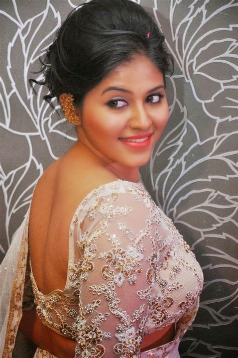 Hot Photo Gallery Of South Indian Actress Anjali Exclusive Hot Collections