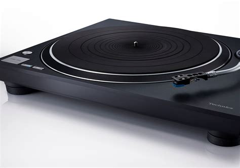 Technics Announces Availability Of The Sl 100c Direct Drive Turntable