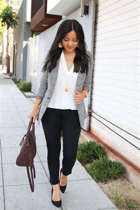 Office Outfits Casual Officeoutfits In 2020 With Images Casual Work Outfit Spring Work