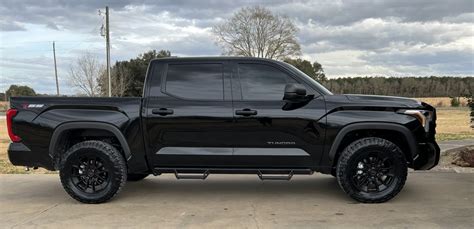 Toyota Tundra 2022 Lifted Black