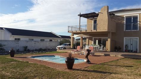 Langebaan Holiday House Secure Your Holiday Self Catering Or Bed