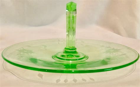 Vintage Green Vaseline Uranium Depression Glass Serving Dish With Handle