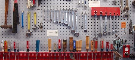 Diy Pegboard Ideas For Garage Tools And Storage Peg Board Diy Clutch