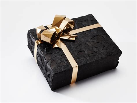 How 13 Designers T Wrap Holiday Presents