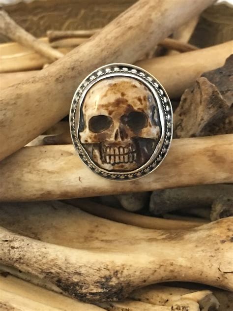 Skull Ring Heavy Gauge Gem