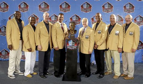 Reed Packs Emotion Strahan Laughs At Hall Of Fame Daily Freeman